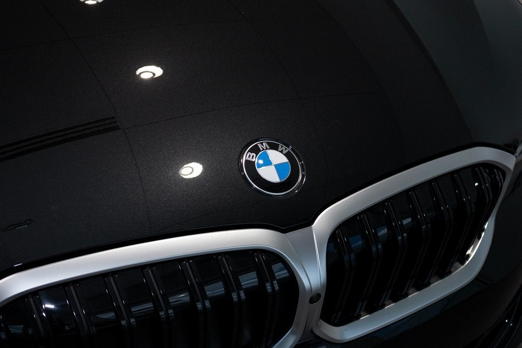 2025 BMW 330i 330i xDrive