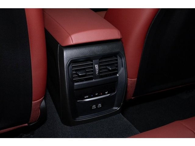 2025 BMW 330i 330i xDrive