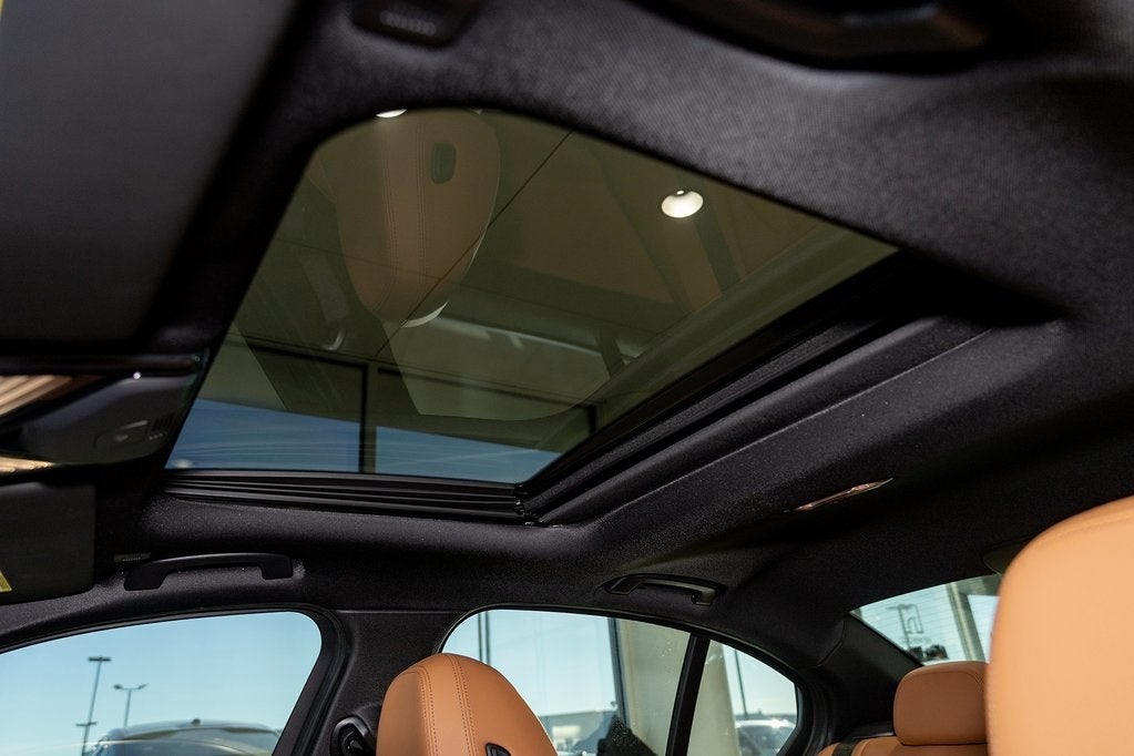 2026 BMW 330i 330i xDrive