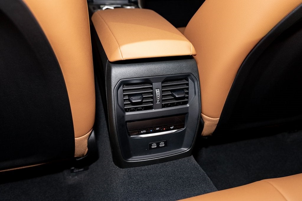 2026 BMW 330i 330i xDrive