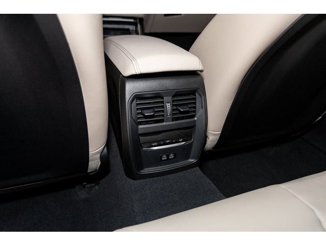 2026 BMW 330i 330i xDrive