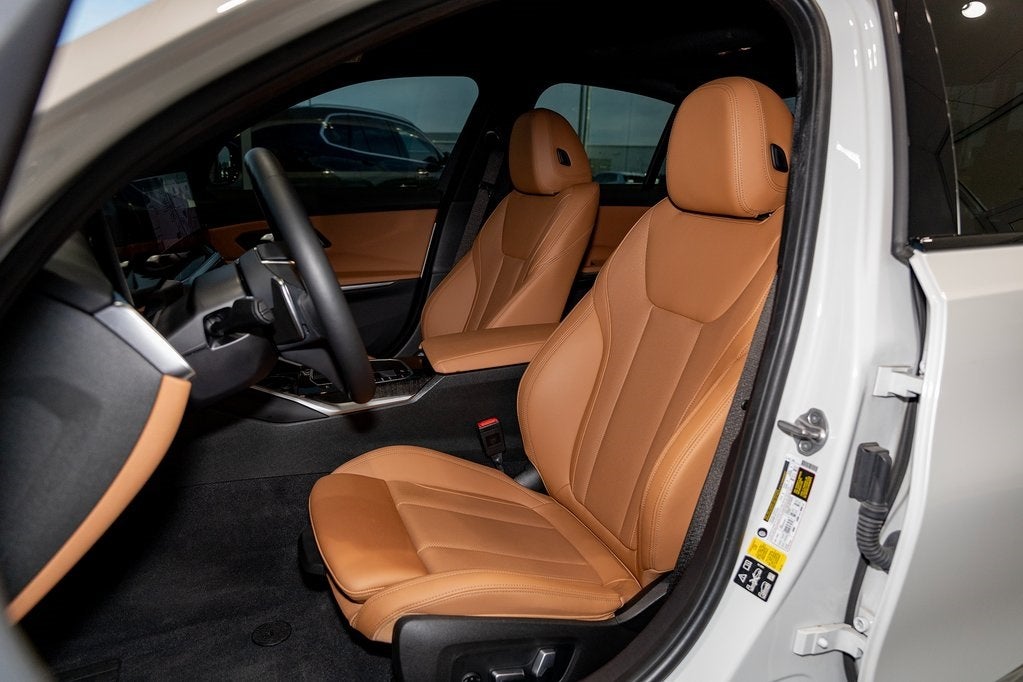 2023 BMW 330i xDrive 330i xDrive