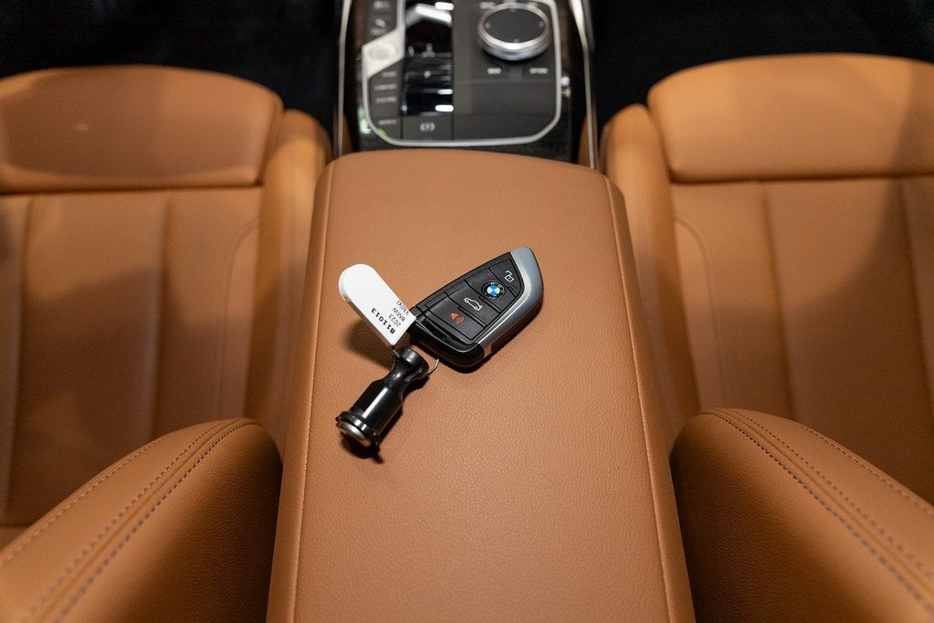 2023 BMW 330i xDrive 330i xDrive