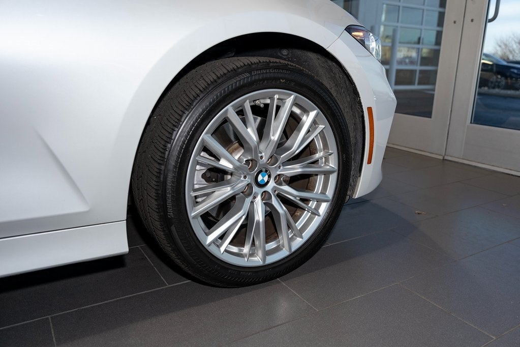 2023 BMW 330i xDrive 330i xDrive