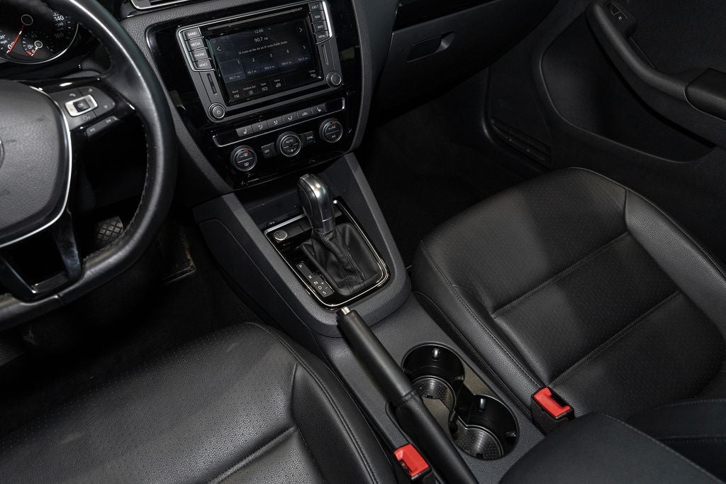 2017 Volkswagen Jetta 1.8T SEL