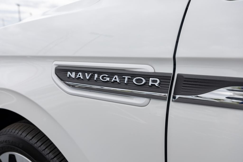 2024 Lincoln Navigator L Reserve
