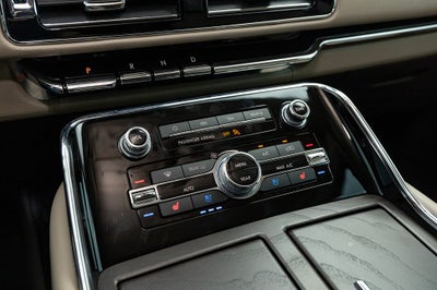 2024 Lincoln Navigator L Reserve