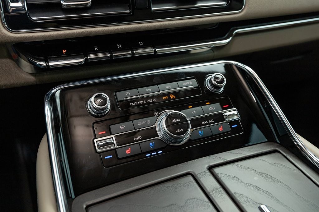 2024 Lincoln Navigator L Reserve