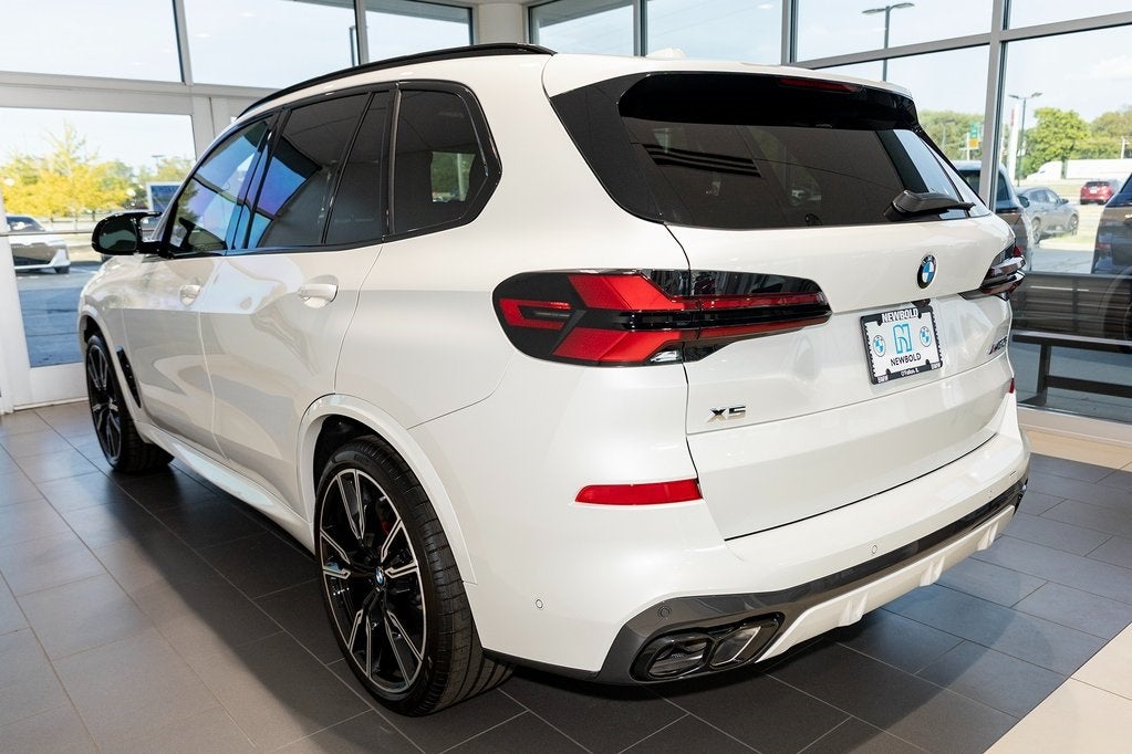 2026 BMW X5 M60i