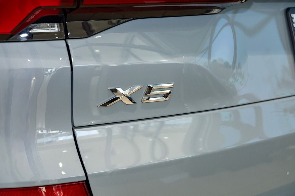 2025 BMW X5 xDrive50e