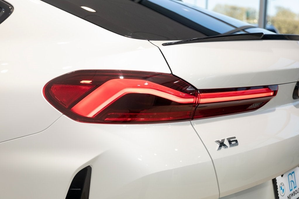 2026 BMW X6 M60i