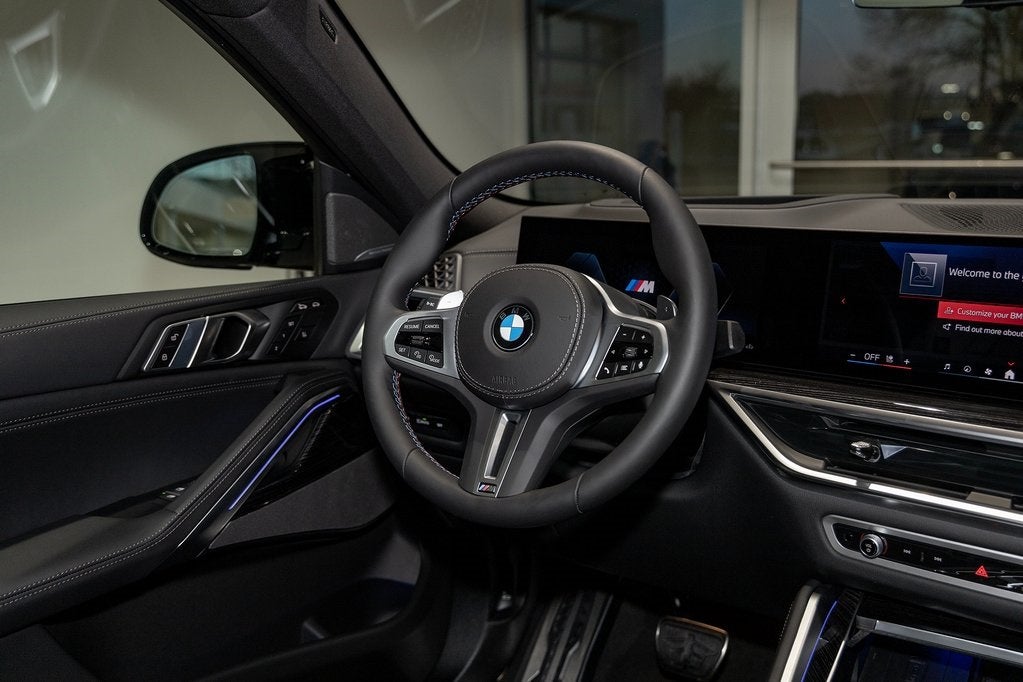 2026 BMW X6 M60i