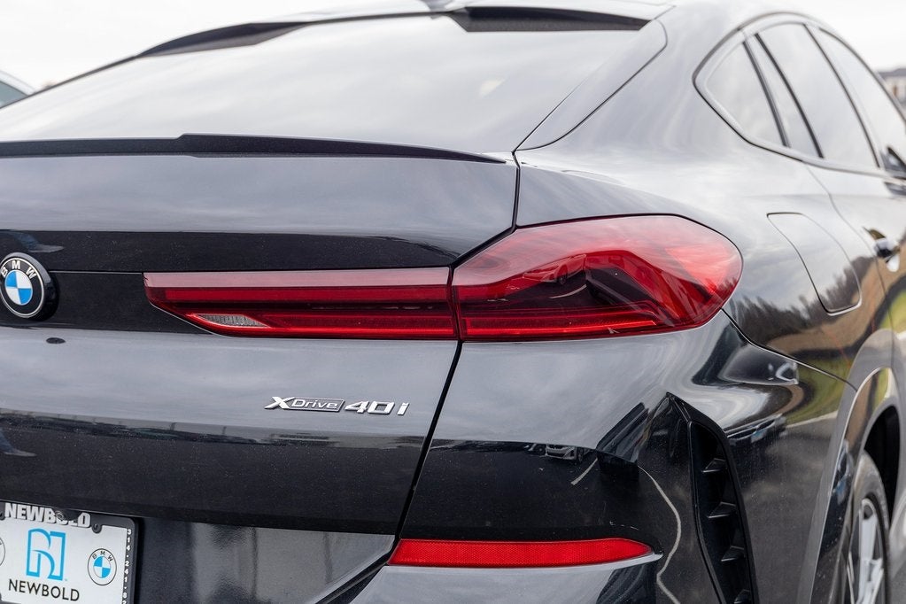 2021 BMW X6 xDrive40i