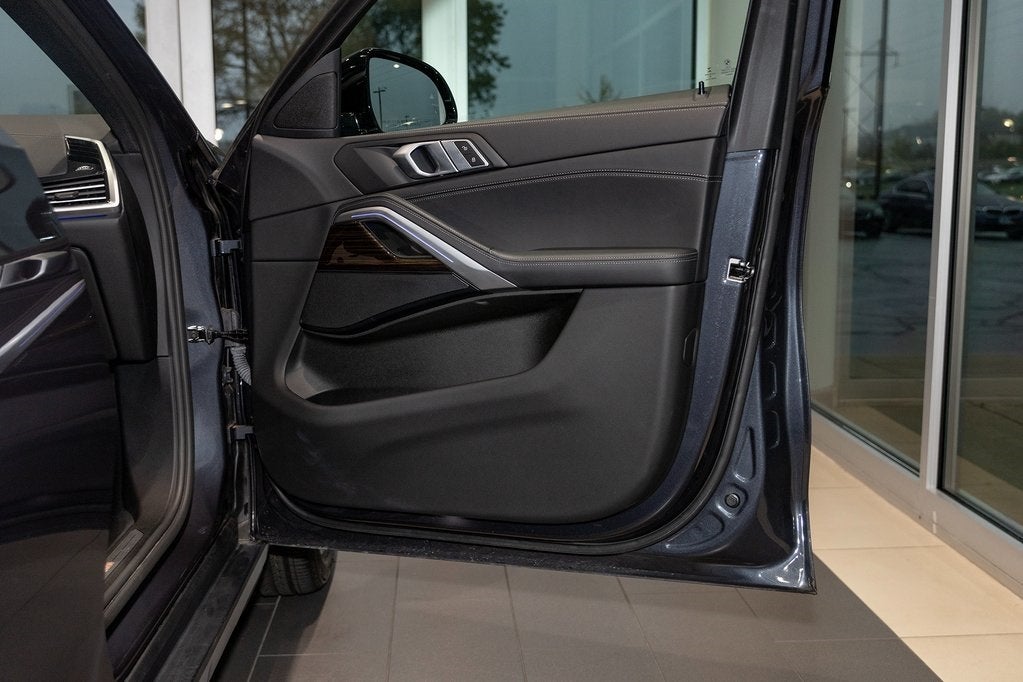 2021 BMW X6 xDrive40i