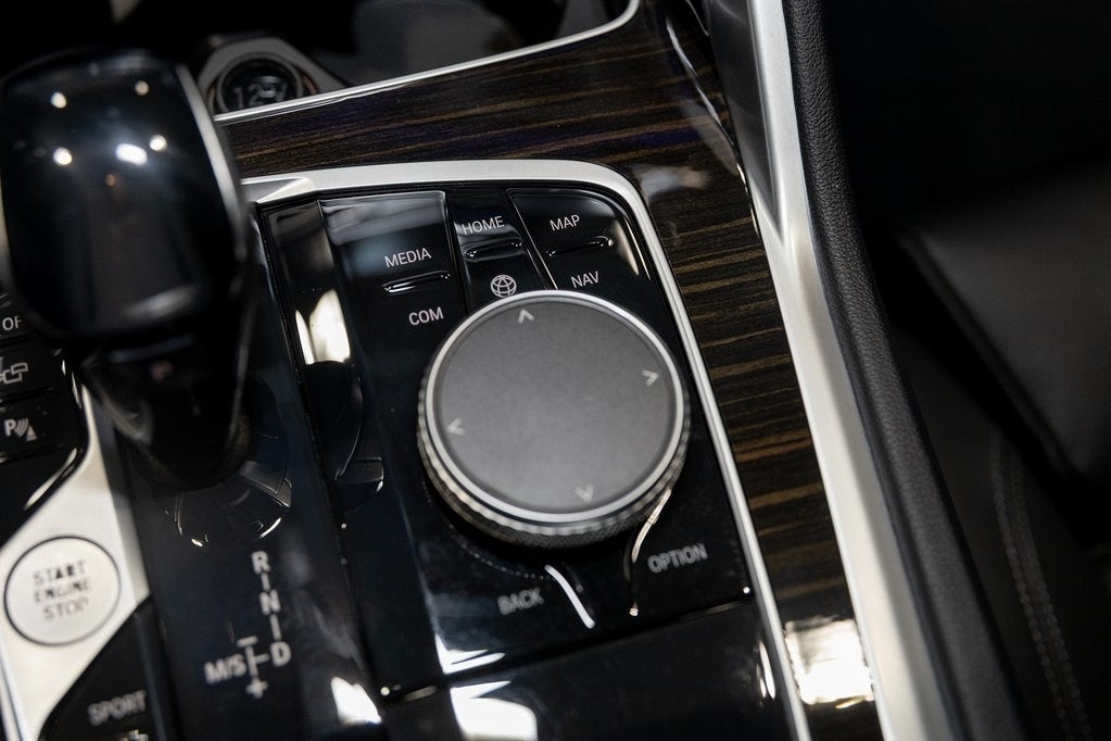 2021 BMW X6 xDrive40i