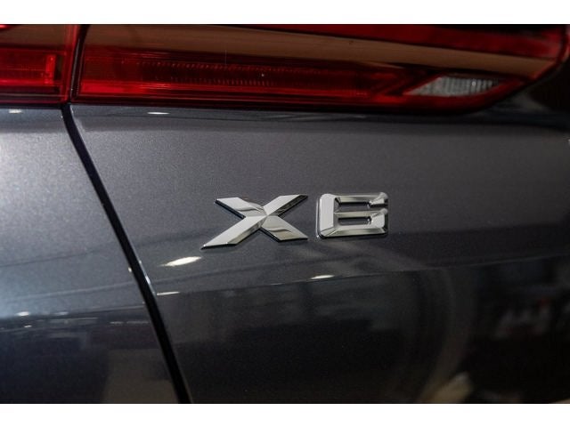 2021 BMW X6 xDrive40i