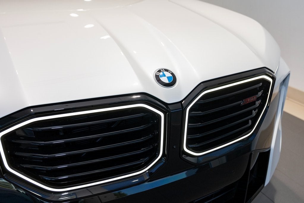 2026 BMW XM Label