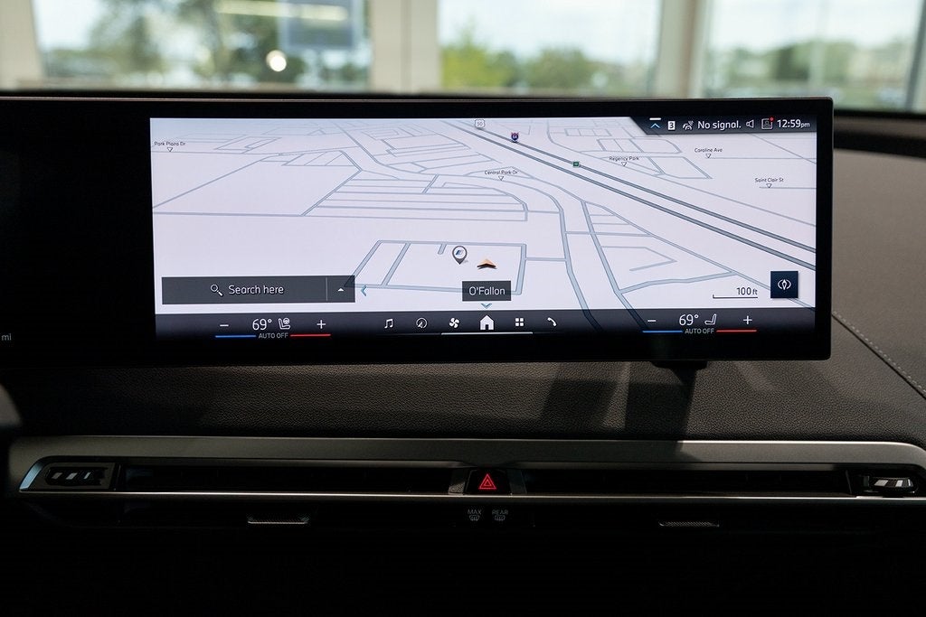 2025 BMW iX xDrive50