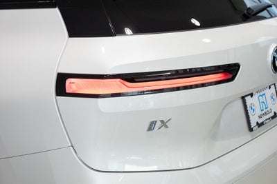 2025 BMW iX xDrive50