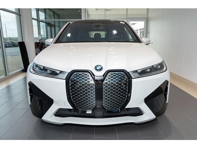 2025 BMW iX xDrive50