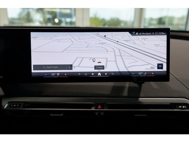 2025 BMW iX xDrive50