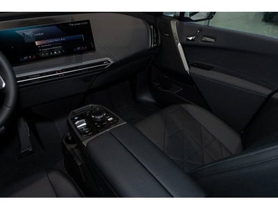 2025 BMW iX xDrive50