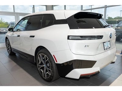 2025 BMW iX xDrive50