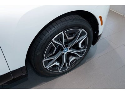 2025 BMW iX xDrive50