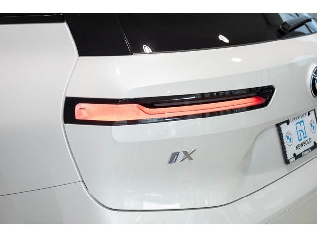 2025 BMW iX xDrive50
