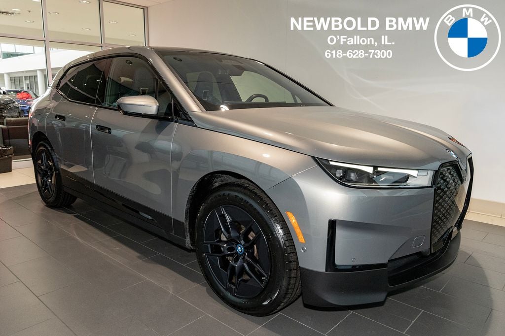 2024 BMW iX xDrive50's photo