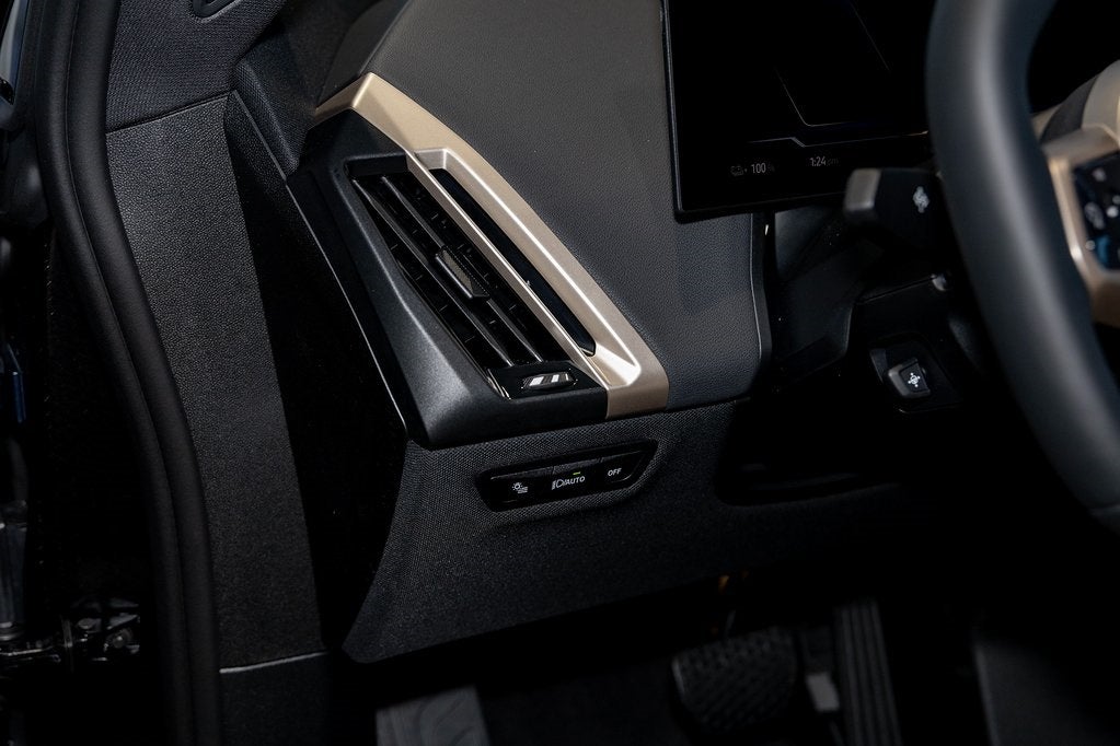 2026 BMW iX xDrive45