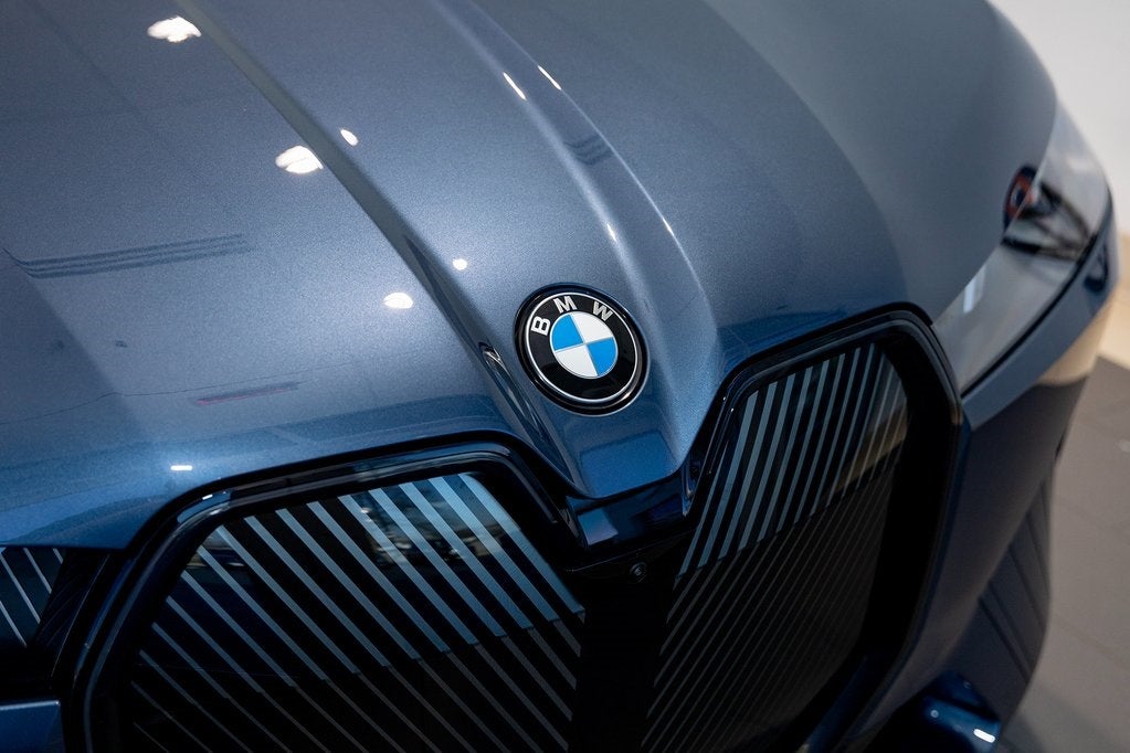 2026 BMW iX xDrive45