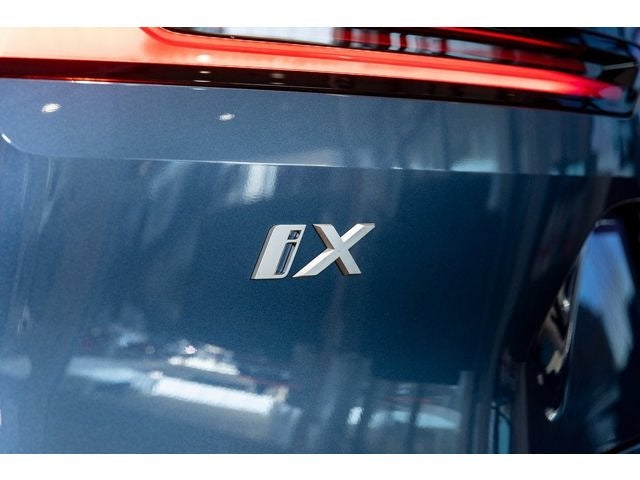2026 BMW iX xDrive45