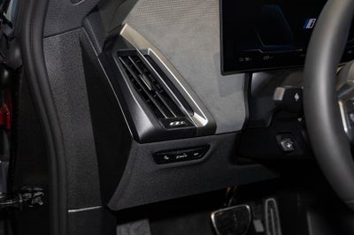 2026 BMW iX xDrive60