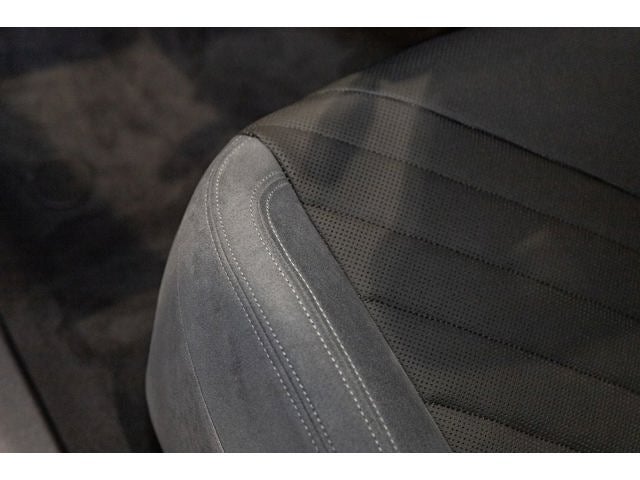 2026 BMW iX xDrive60