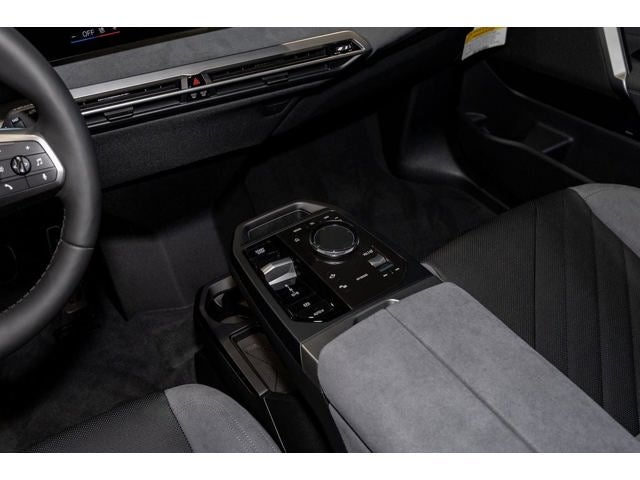 2026 BMW iX xDrive60
