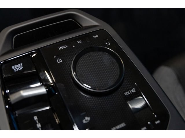 2026 BMW iX xDrive60