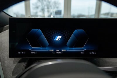 2026 BMW iX xDrive60