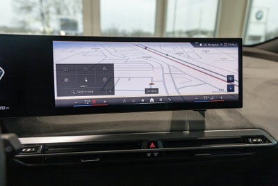 2026 BMW iX xDrive60