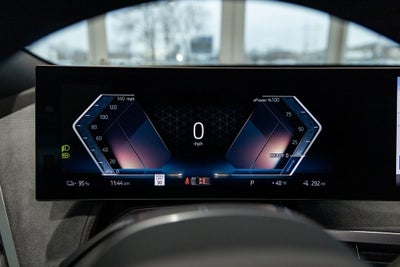 2026 BMW iX xDrive60