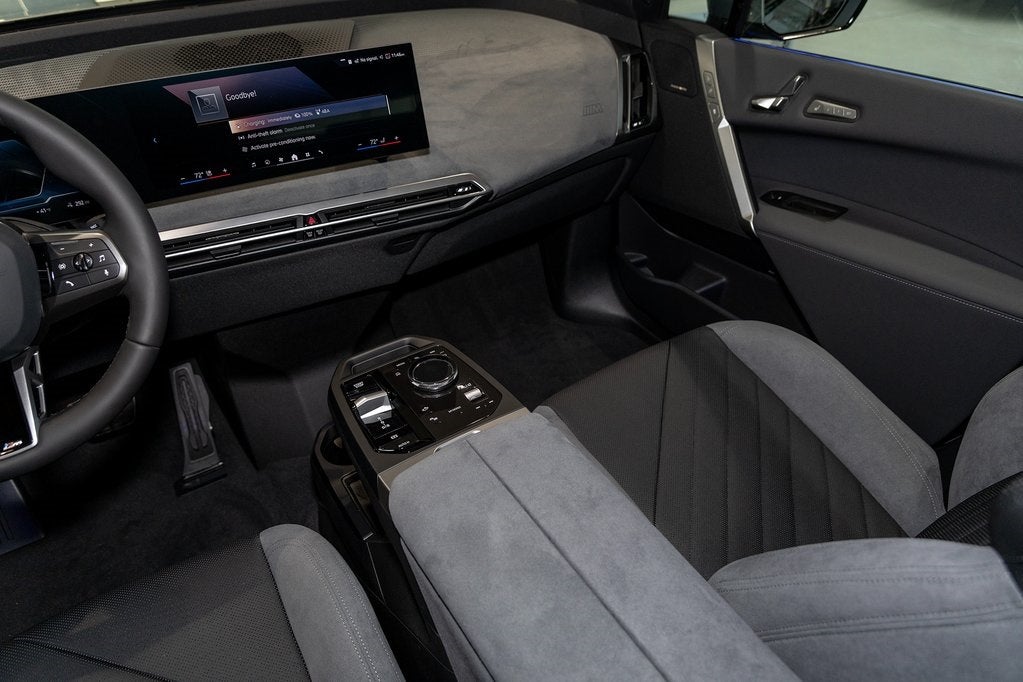 2026 BMW iX xDrive60