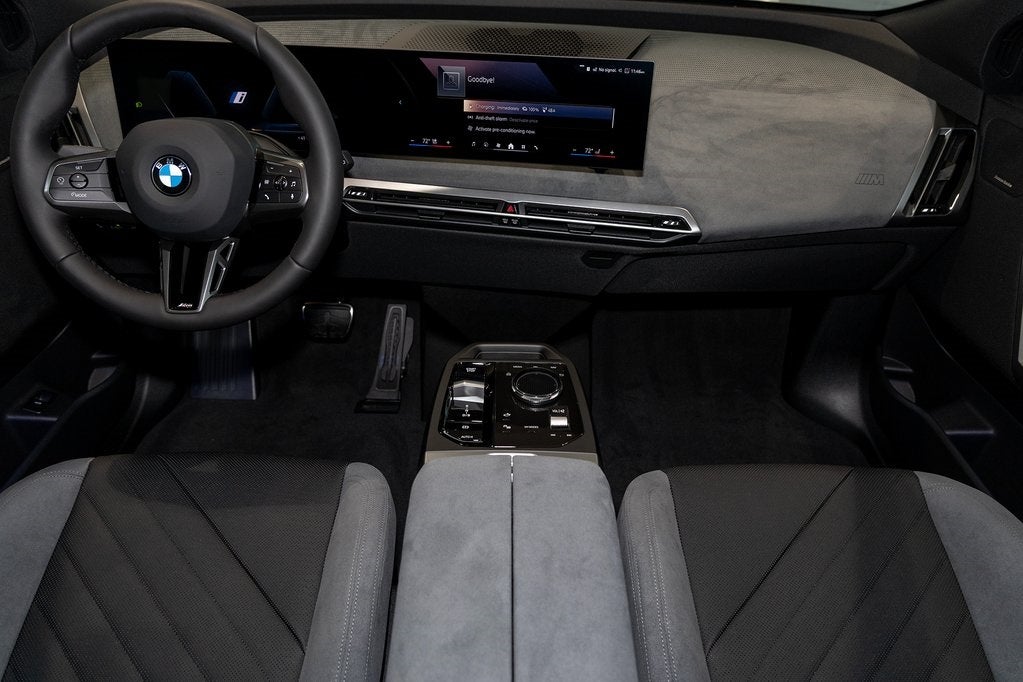 2026 BMW iX xDrive60