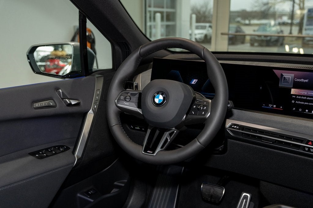 2026 BMW iX xDrive60