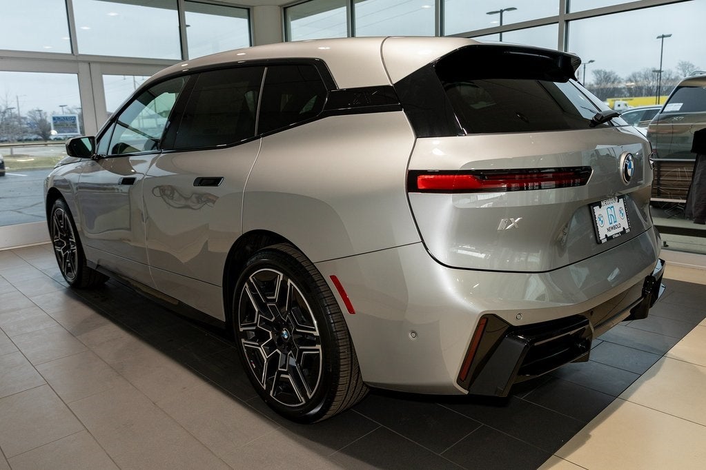 2026 BMW iX xDrive60