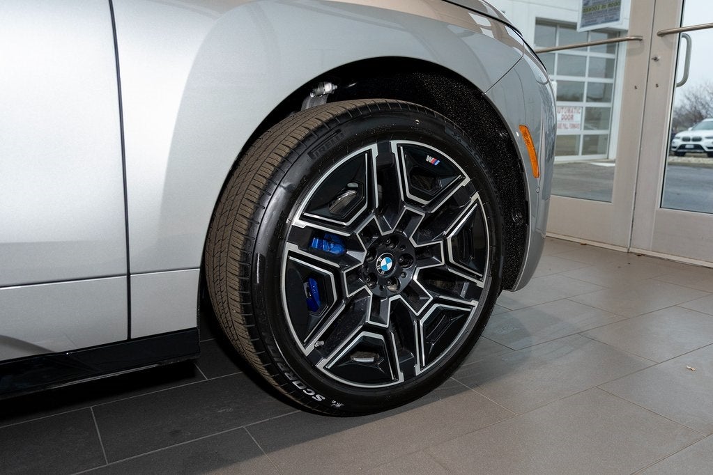 2026 BMW iX xDrive60