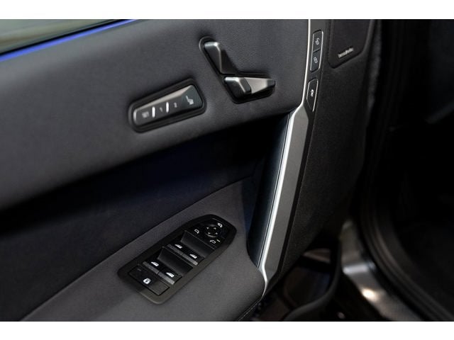 2026 BMW iX xDrive60