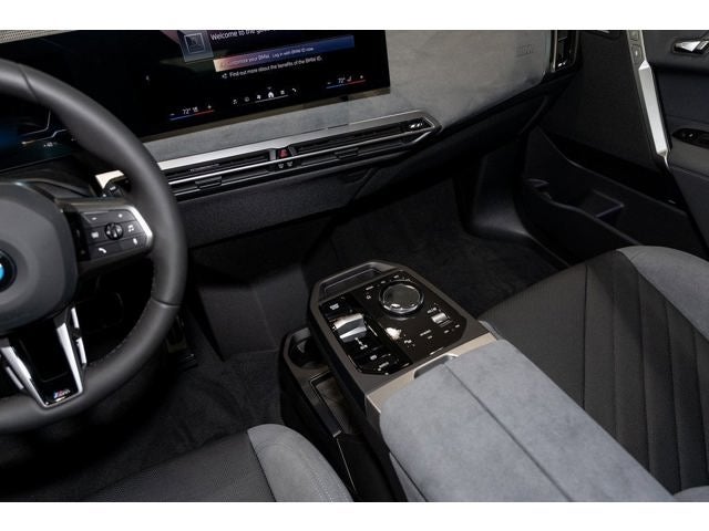 2026 BMW iX xDrive60