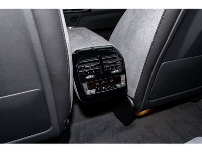 2026 BMW iX xDrive60