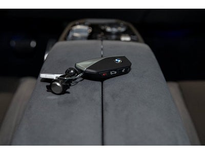 2026 BMW iX xDrive60