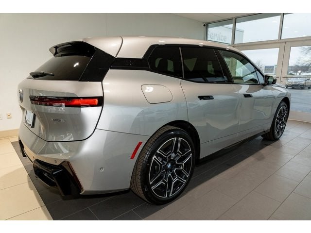 2026 BMW iX xDrive60